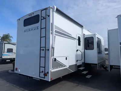 2026 Alliance RV Avenue 38DBL photo 5