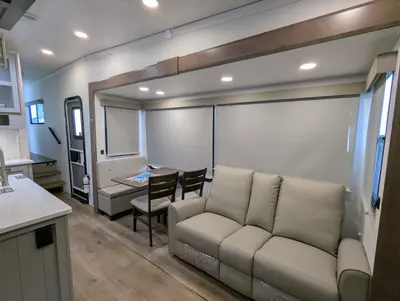 2026 Alliance RV Avenue 39MBR photo 27