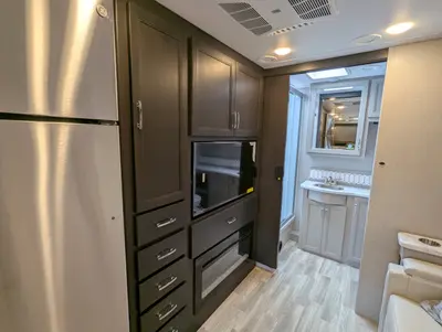 2026 Thor Motor Coach Omni Trail S29 photo 24