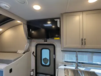 2026 Thor Motor Coach Omni Trail S29 photo 20