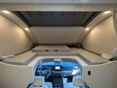2026 Thor Motor Coach Omni Trail S29 photo 11