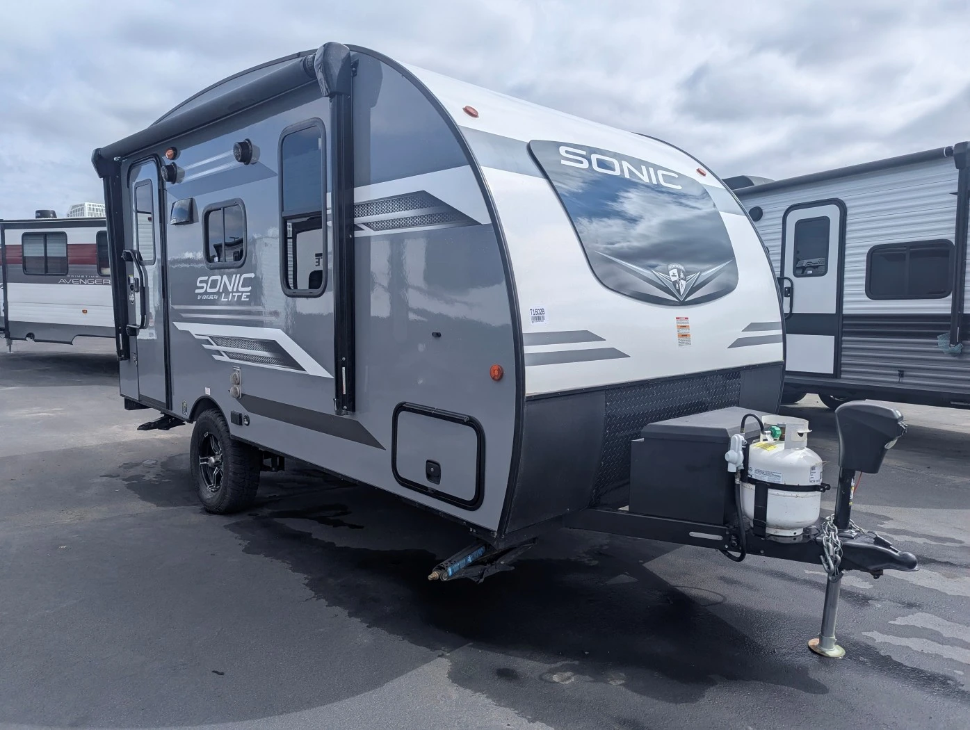 2023 Venture RV Sonic Lite SL150VRK exterior