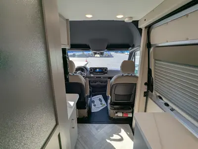 2025 Coachmen Galleria 24A photo 31