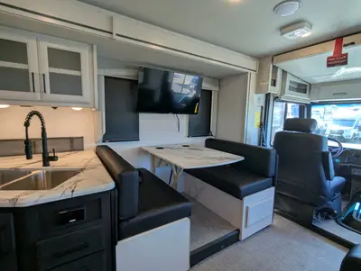 2026 Fleetwood Flair 28A photo 20