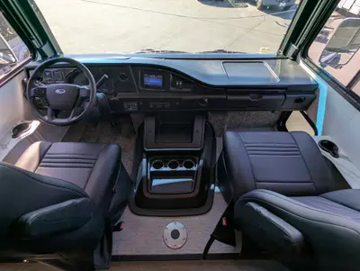 2026 Fleetwood Flair 28A photo 9