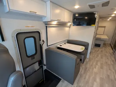 2026 Thor Motor Coach Windsport 29L photo 19