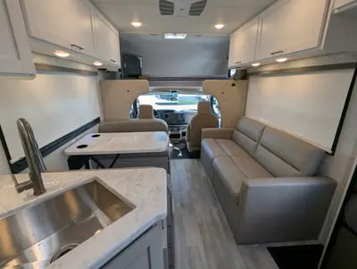 2026 Thor Motor Coach Four Winds 28G photo 28