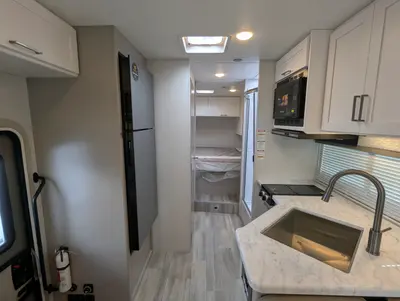 2026 Thor Motor Coach Four Winds 28G photo 18
