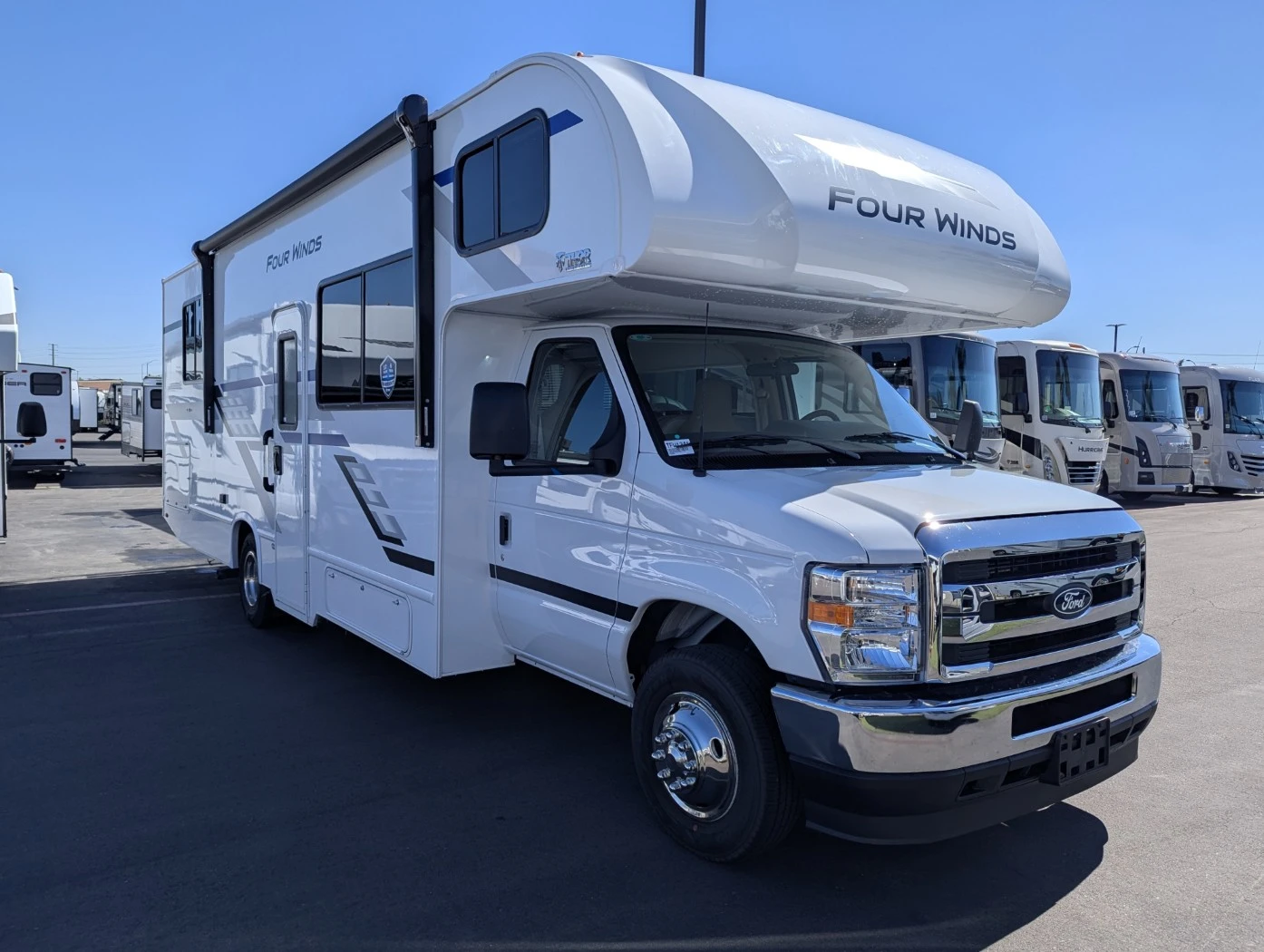 2026 Thor Motor Coach Four Winds 28G exterior