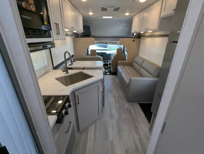 2026 Thor Motor Coach Four Winds 28G photo 27