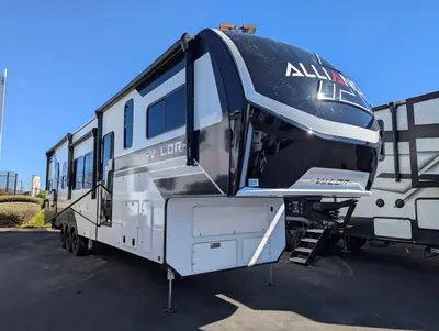 New 2026 Alliance RV Valor 41V16