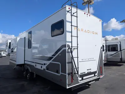 2026 Alliance RV Paradigm 385FL photo 4