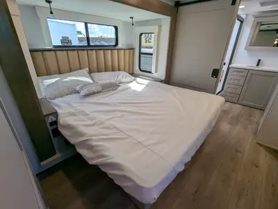 2026 Alliance RV Paradigm 385FL photo 26