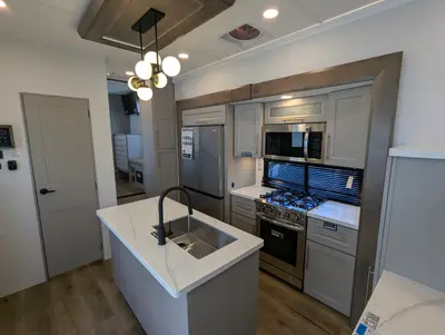 2026 Alliance RV Paradigm 385FL photo 19