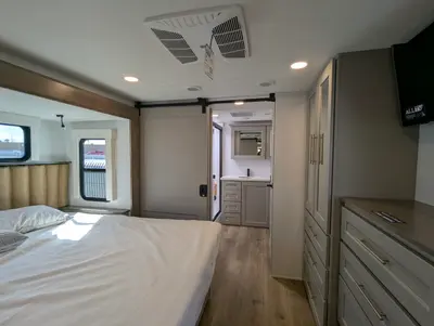 2026 Alliance RV Paradigm 385FL photo 28