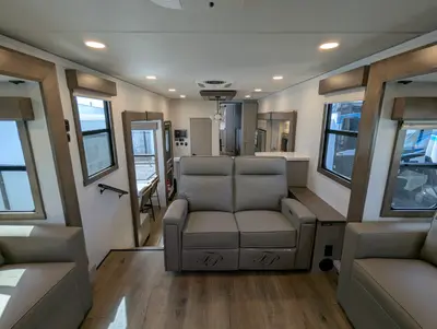2026 Alliance RV Paradigm 385FL photo 16