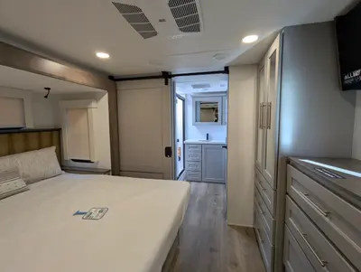 2026 Alliance RV Paradigm 385FL photo 23