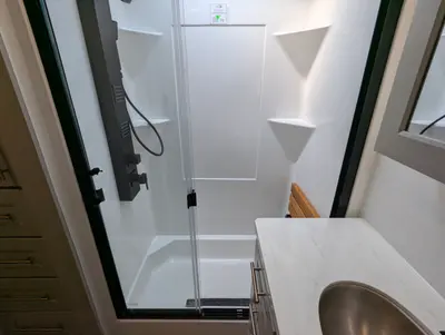 2026 Alliance RV Paradigm 385FL photo 32