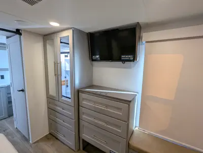 2026 Alliance RV Paradigm 385FL photo 24