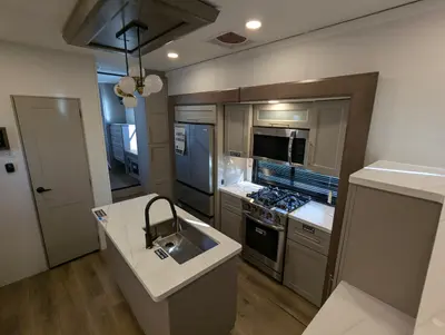 2026 Alliance RV Paradigm 385FL photo 13
