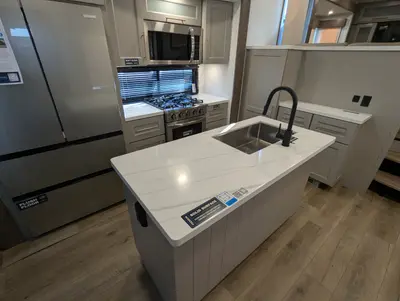2026 Alliance RV Paradigm 385FL photo 18