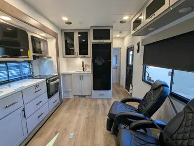 2026 Alliance RV Valor 27T14 photo 23