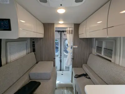 2026 Thor Motor Coach Rize 18G photo 17