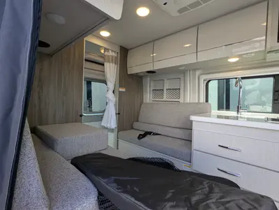 2026 Thor Motor Coach Rize 18G photo 13