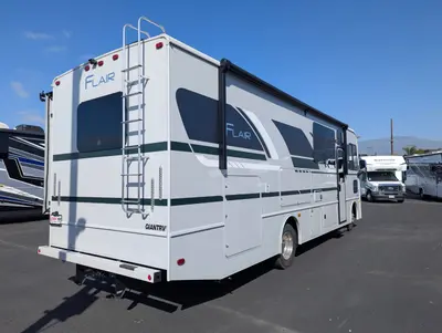 2026 Fleetwood Flair 29M photo 6