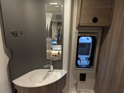 2026 Winnebago EKKO Sprinter 23B photo 22