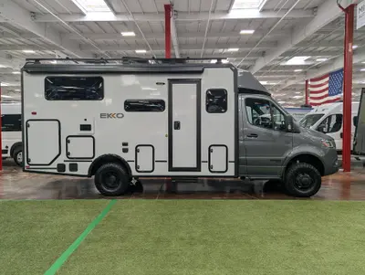 2026 Winnebago EKKO Sprinter 23B photo 8