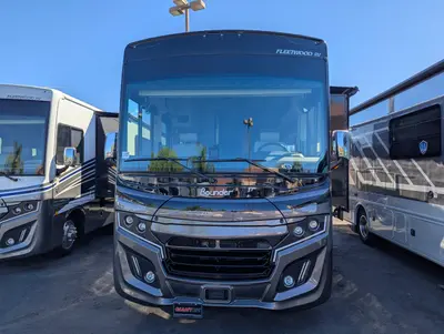 2026 Fleetwood Bounder 35K photo 3