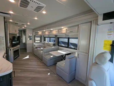2026 Fleetwood Bounder 35K photo 10