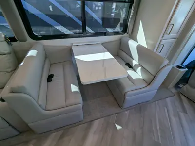 2026 Fleetwood Bounder 35K photo 19