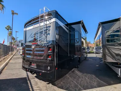 2026 Fleetwood Bounder 35K photo 6