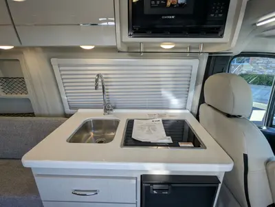 2026 Thor Motor Coach Rize 18G photo 16