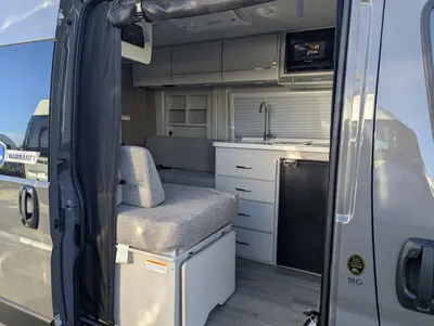 2026 Thor Motor Coach Rize 18G photo 10