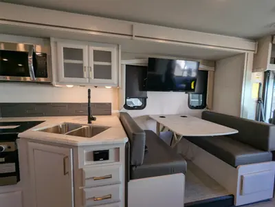 2026 Fleetwood Flair 28A photo 18