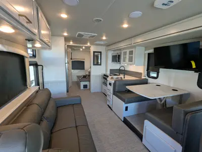 2026 Fleetwood Flair 28A photo 11