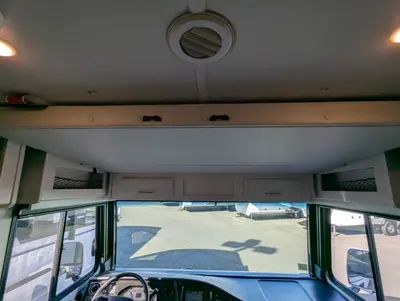 2026 Fleetwood Flair 28A photo 9