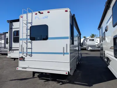 2026 Fleetwood Flair 28A photo 6