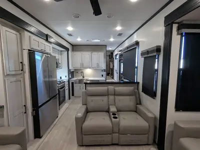 2023 KZ RV Durango Gold G360REQ photo 30