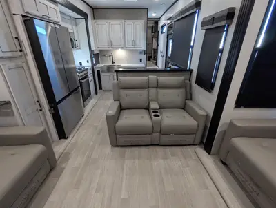 2023 KZ RV Durango Gold G360REQ photo 29