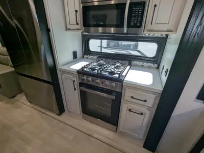 2023 KZ RV Durango Gold G360REQ photo 23