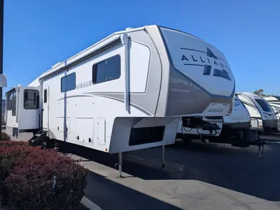 New 2026 Alliance RV Avenue 39MBR