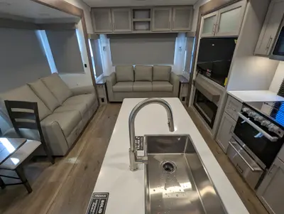 2026 Alliance RV Avenue 39MBR photo 19