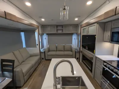 2026 Alliance RV Avenue 39MBR photo 18