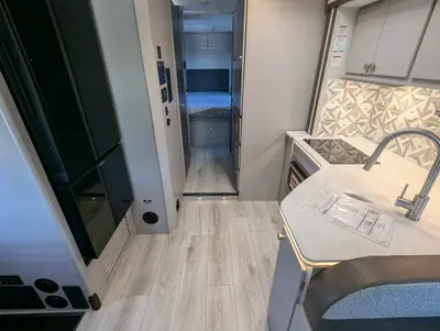 2026 Coachmen Entourage 320LV photo 24