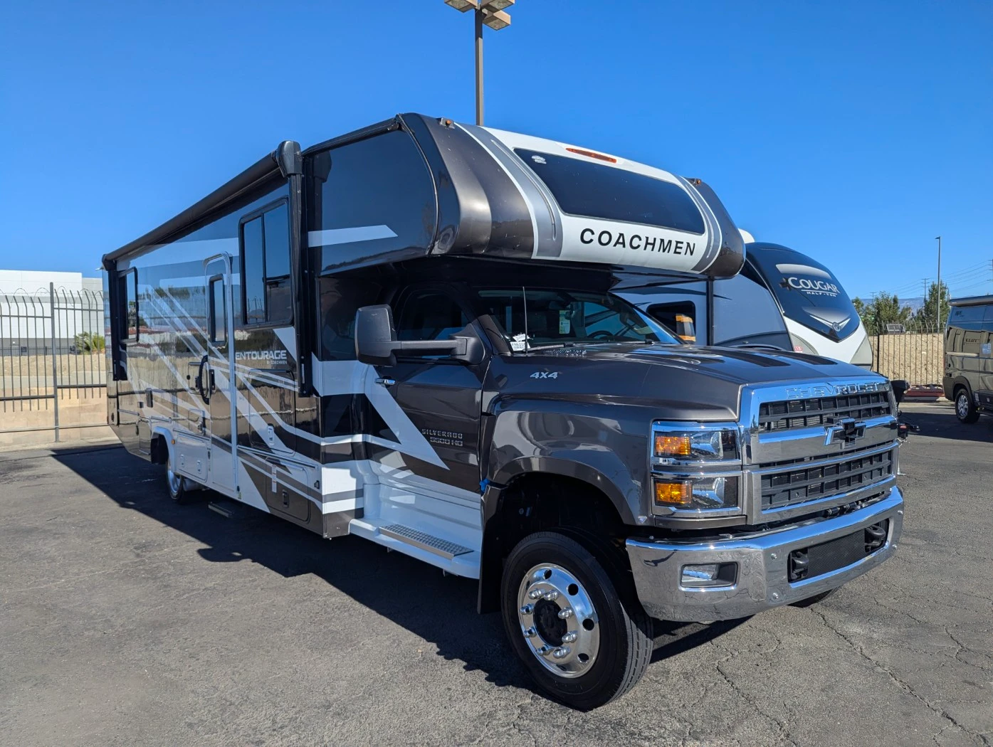 2026 Coachmen Entourage 320LV exterior