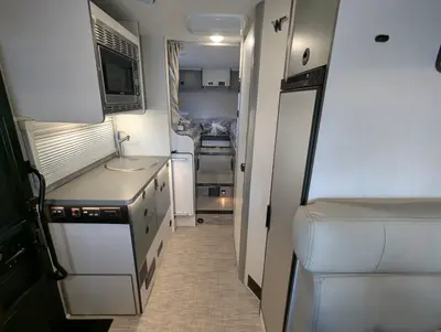 2026 Winnebago EKKO Sprinter 23B photo 19
